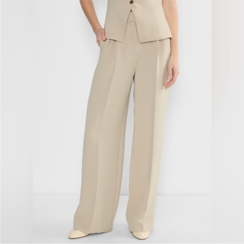 NWT -Aritzia Effortless wide leg Women's pant - Picture 3 of 9
